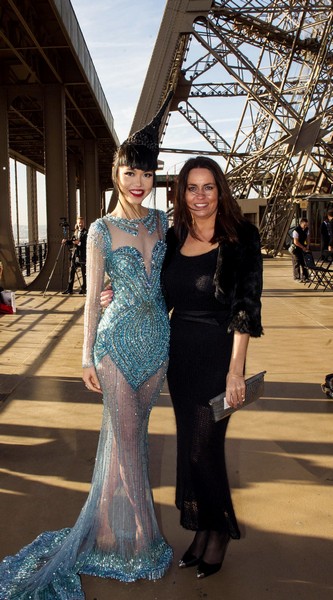 Unconventional Catwalk Took Over Paris The Phenomenal Success of Jessia Minh Anhs Autumn Fashion Show Atop the Eiffel Tower